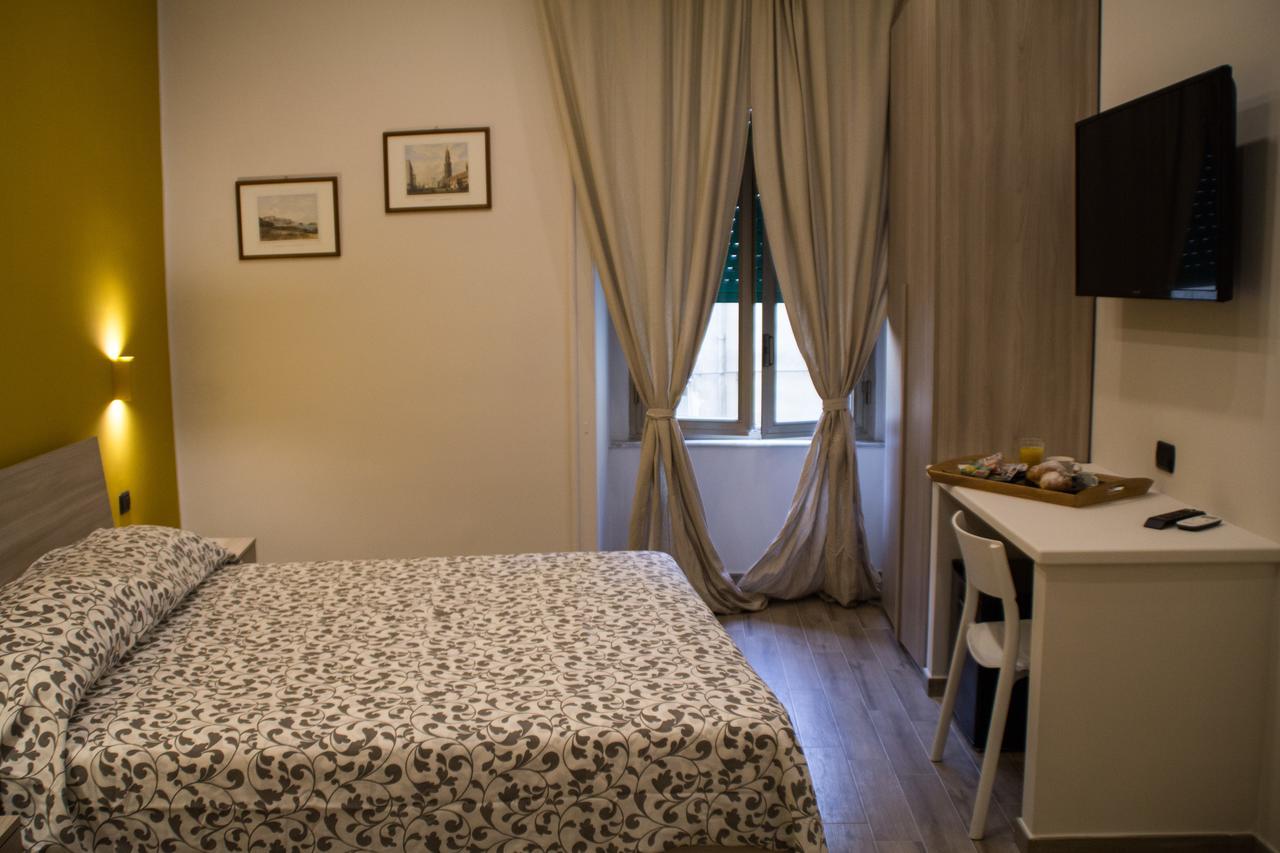 Interno 10 Cavour Bed and Breakfast Νάπολη Εξωτερικό φωτογραφία